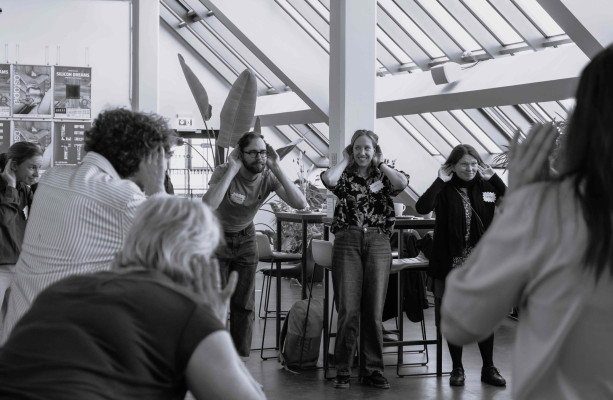 open call Theaterkünstler:innen für KOST